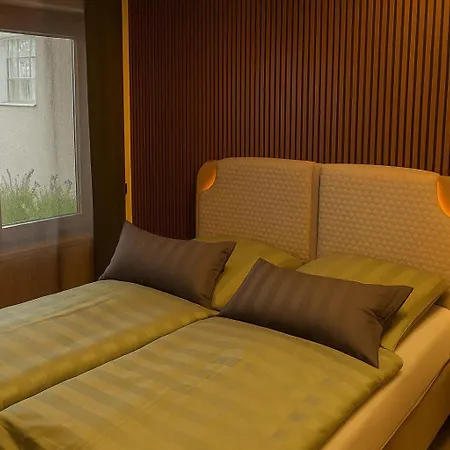 Sonne באדן-באדן