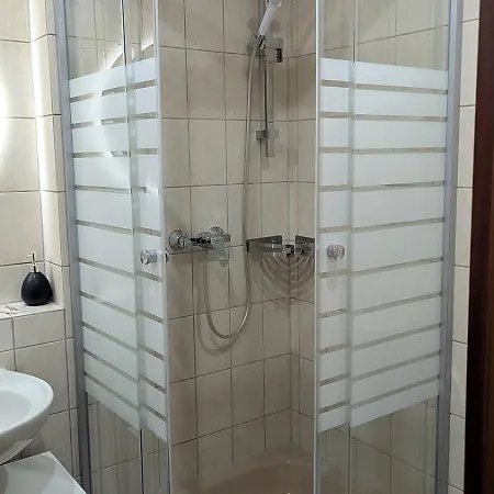 Sonne 3* באדן-באדן